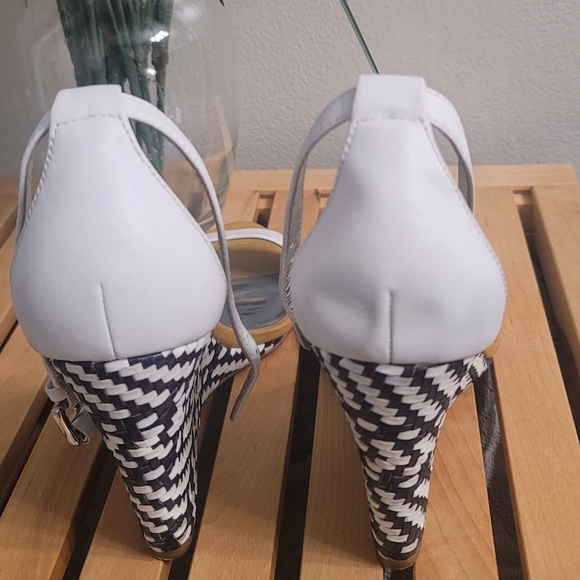 Coach Wedge Sandals White - Picture 3 of 4